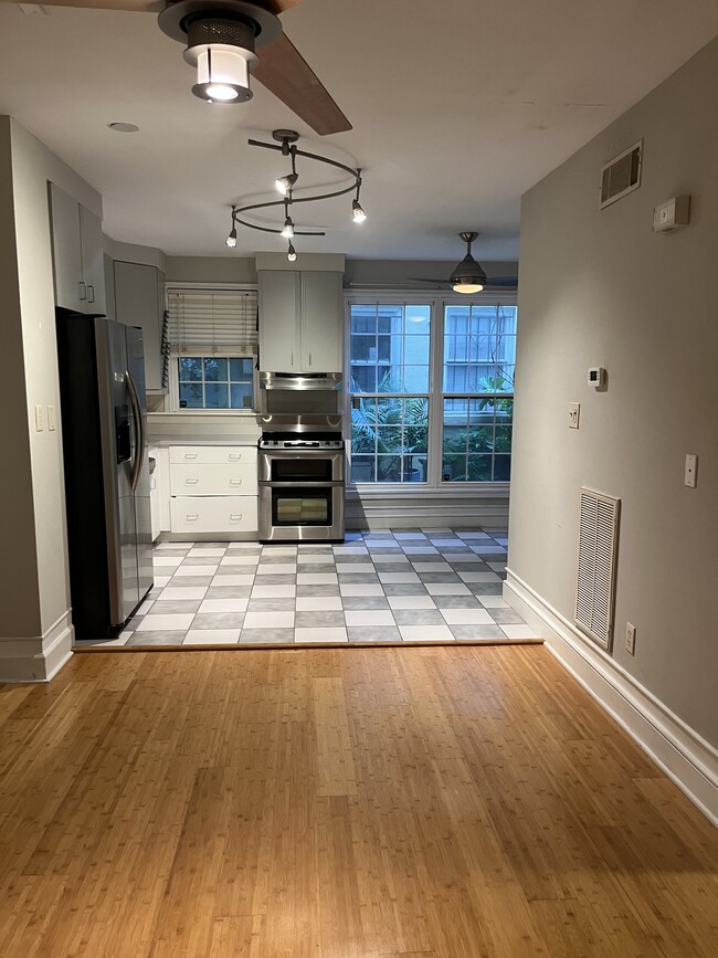 Building Photo - Abercorn Apartment