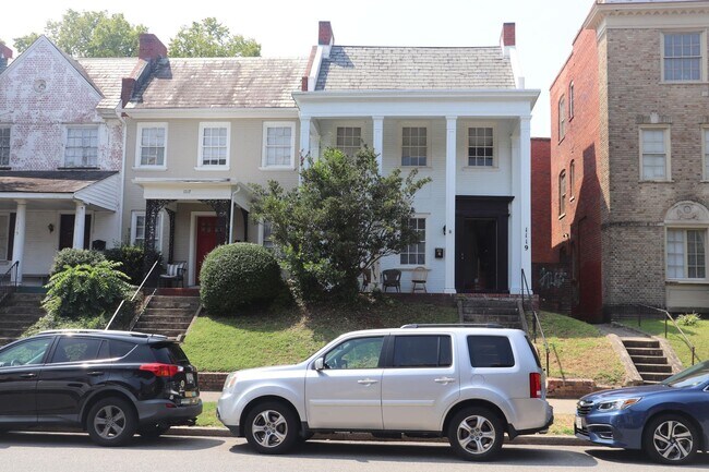 Building Photo - 1119 W Grace St