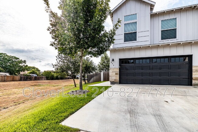 Building Photo - 272 Sapphire Dr