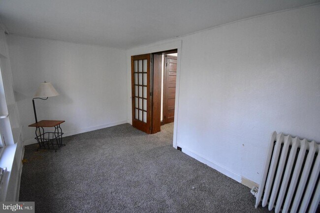 Building Photo - 331 Lyceum Ave
