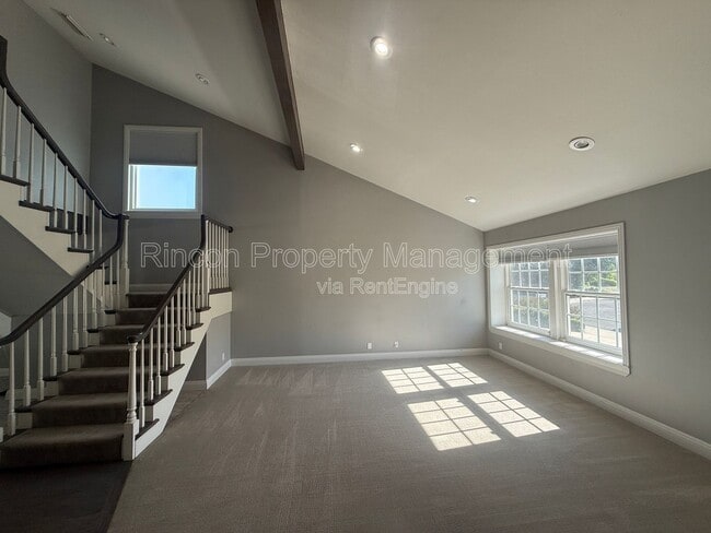 Building Photo - 911 Rawhide Pl