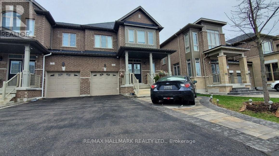 Primary Photo - 19 Chouinard Wy