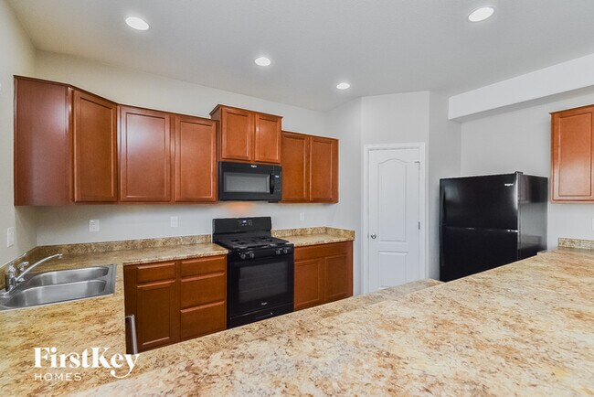 Foto del edificio - 6632 Kearsarge Dr
