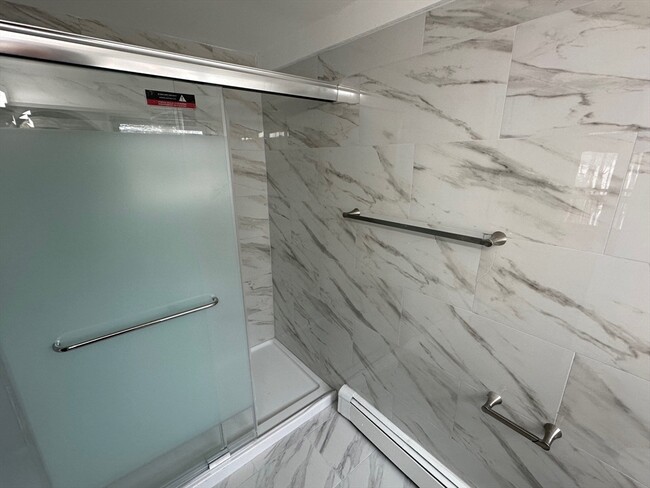 Building Photo - 242 Main St