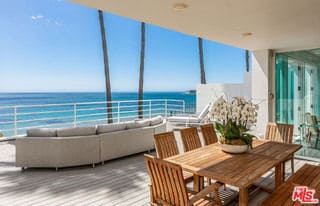 Foto del edificio - 27420 Pacific Coast Highway, Malibu, CA 90265 - 4 BR 5 BA house