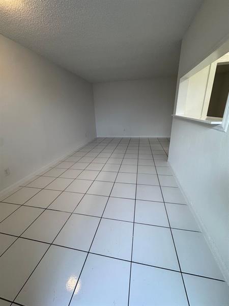 Foto del edificio - 5831 SW 36th Ct