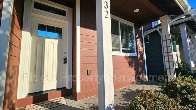 Building Photo - 1032 Magnuson Way