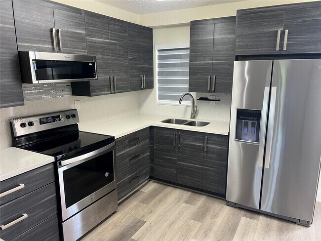 Foto del edificio - 3001 SW 2nd St
