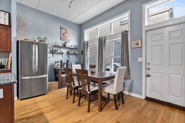 Foto del edificio - 2 Eileen Cir