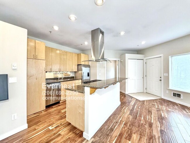 Foto del edificio - 10021 7th Ave NW