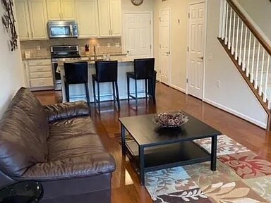 Foto del edificio - 3033 Rittenhouse Cir