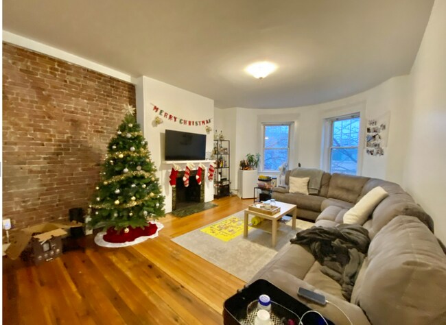 Foto del edificio - 526 Harvard St