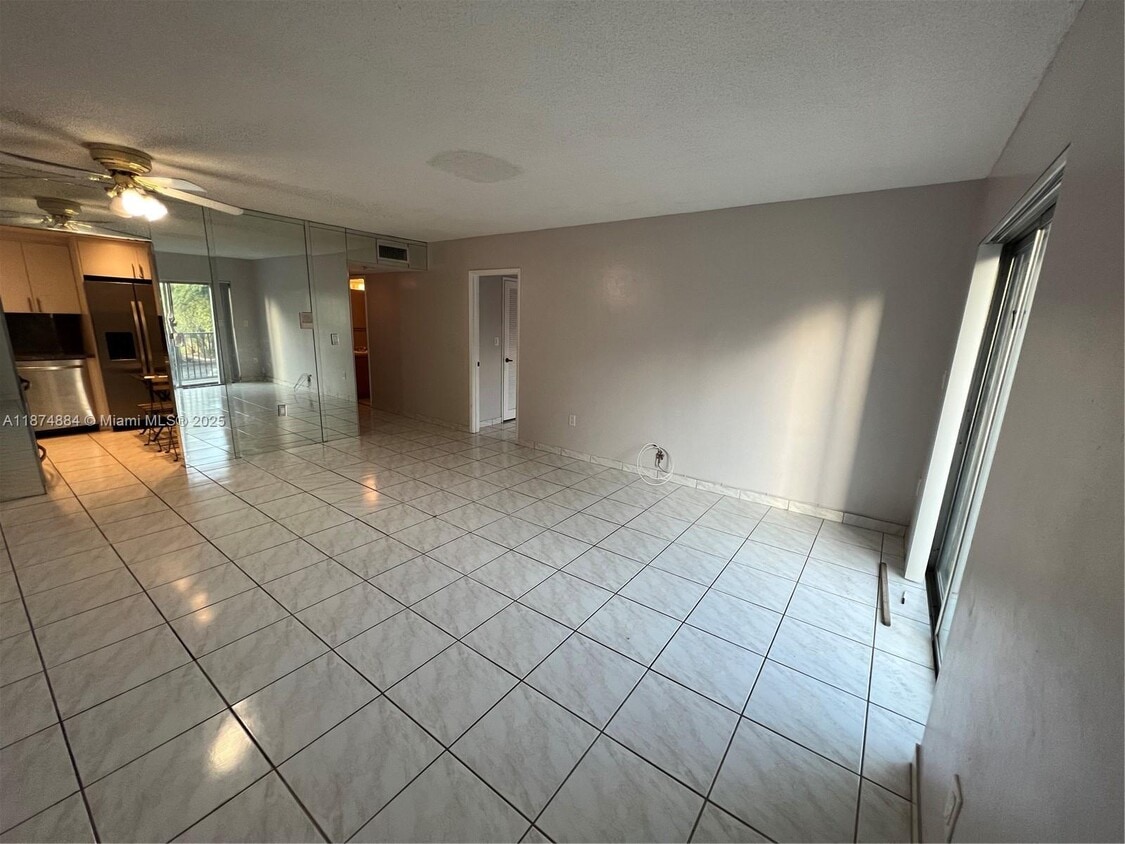 Primary Photo - 5731 NW 37th St