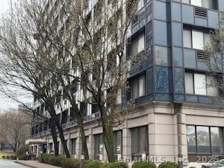 Foto del edificio - 300 Broad St