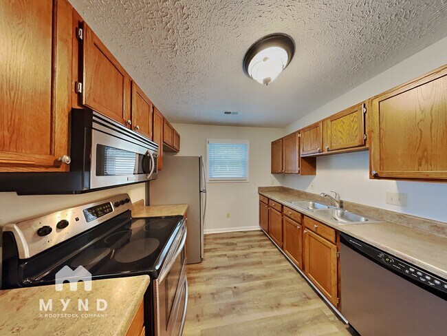 Foto del edificio - 8224 Wynewood Ct