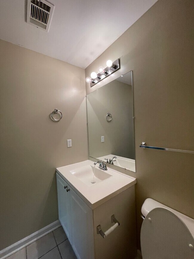 Foto del edificio - 3700 Spruce Ridge Way
