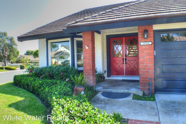 Building Photo - Studio, 2.5 bath House - 25592 Leeward Dr.
