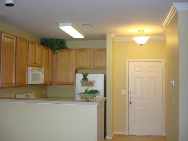Kitchen - 12001 Market St