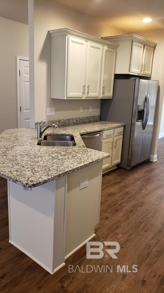 Building Photo - 24490 Kipling Ct