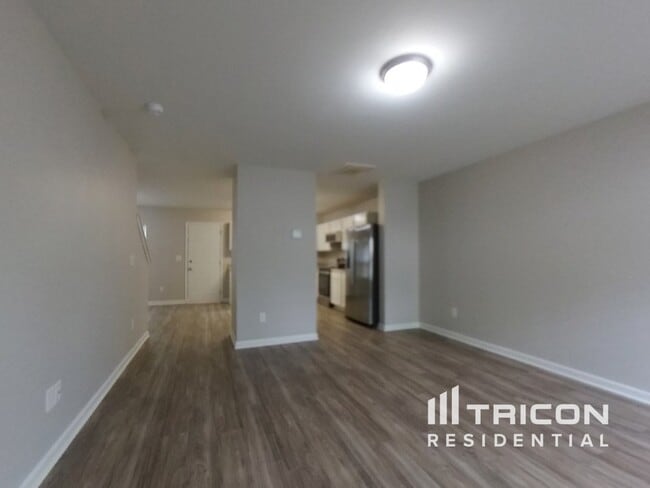 Building Photo - 316 Cedar Ridge