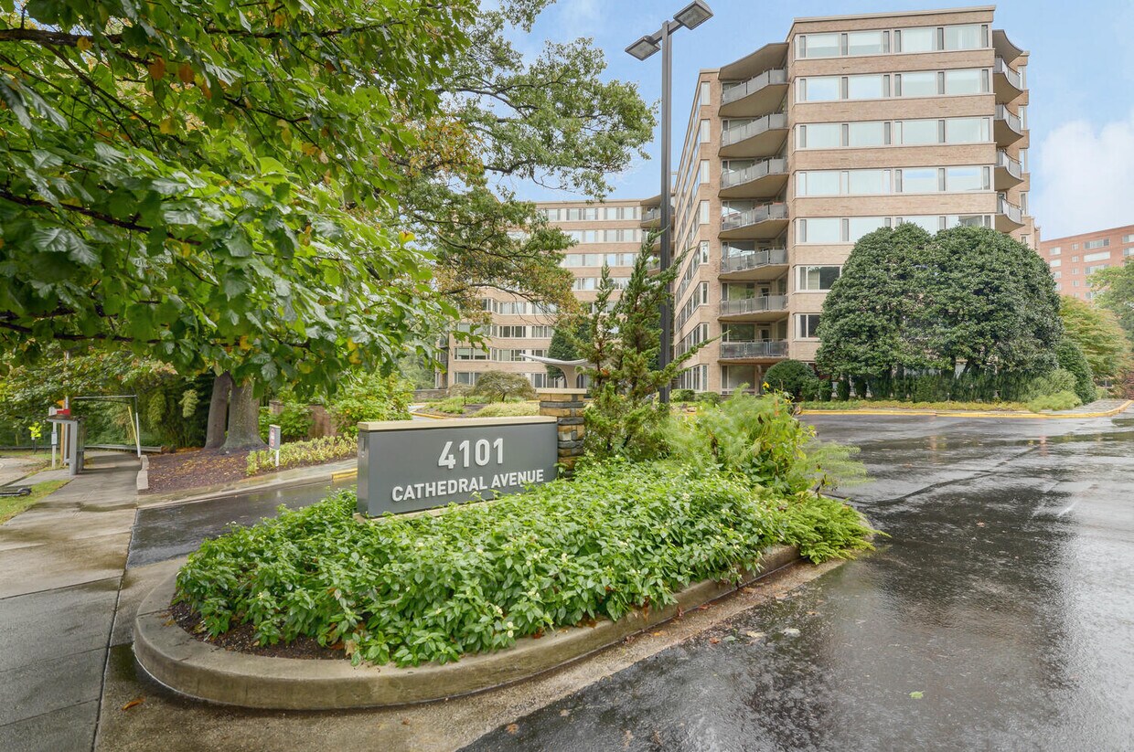 4201 Cathedral Ave - 4101 Cathedral Ave NW