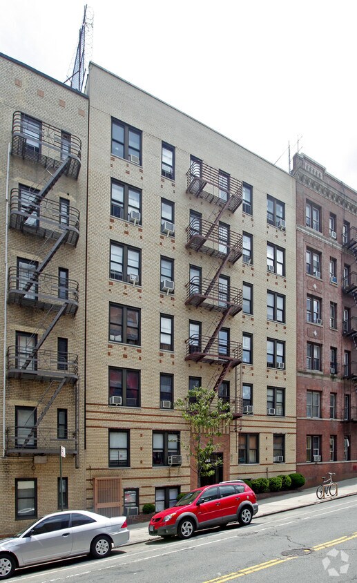 Building Photo - 245 Seaman Ave