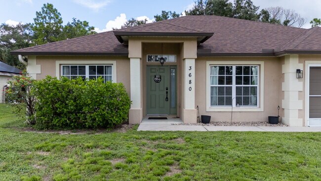 Foto del edificio - 4 Bedroom - 2 Bathroom with Zero Deposit Move In