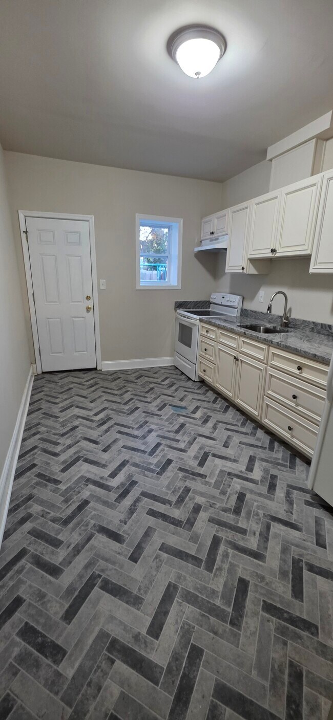 Foto del edificio - 2702 Greenmount Ave