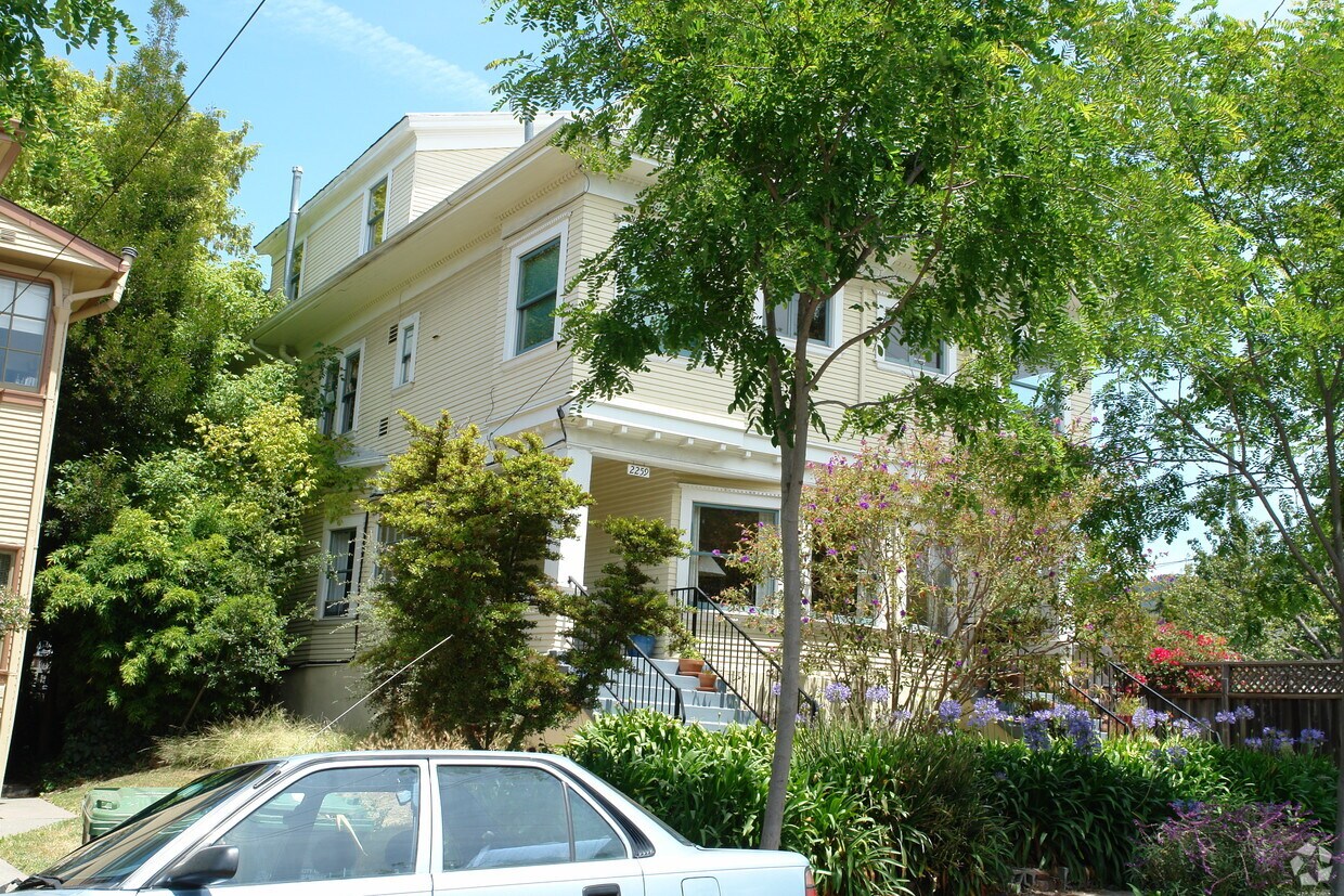 Foto del edificio - 2259-2261 Derby St