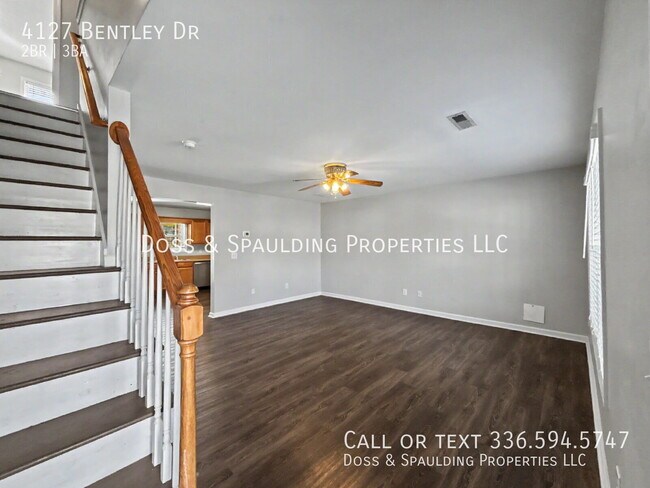 Foto del edificio - 4127 Bentley Dr