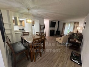 4620 Reka Dr