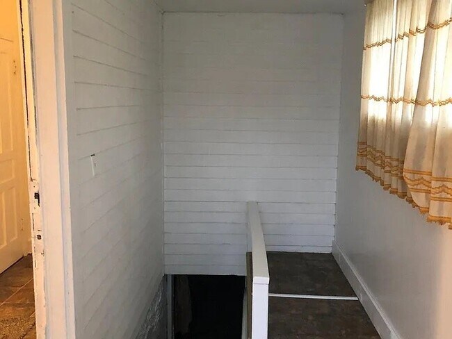 Foto del edificio - 429 Strong Ave