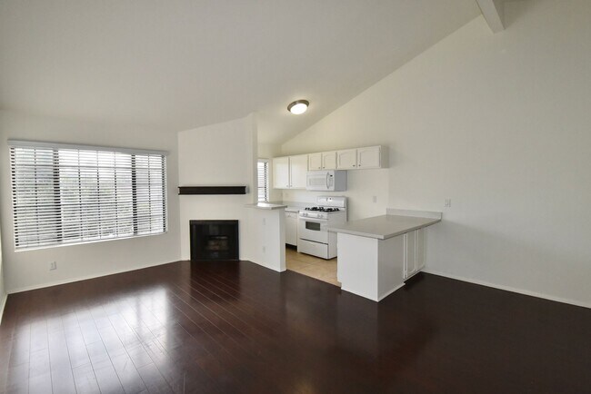 Building Photo - 5744 Colfax Ave