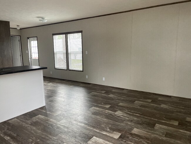 Foto del edificio - 1000 Pine Tree Cir