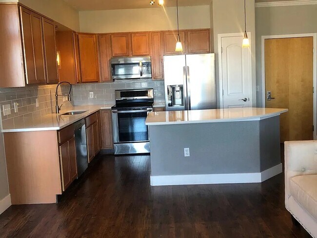 Foto del edificio - 10184 Park Meadows Dr