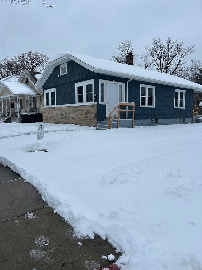 Foto del edificio - Updated 3-Bedroom, 1-Bathroom Home – $1,425/Month | 1,092 Sq. Ft. | Accepting Section 8