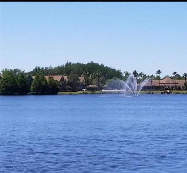 Foto del edificio - 9302 Lake Chase Island Way