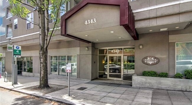 University District Condo - University District Condo