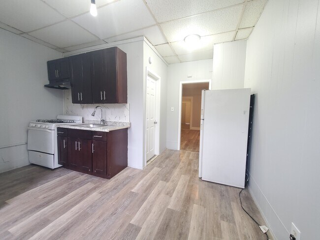 Unit 2R - 561 Ocean Ave