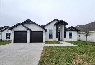 Building Photo - 30 St Vincent Dr