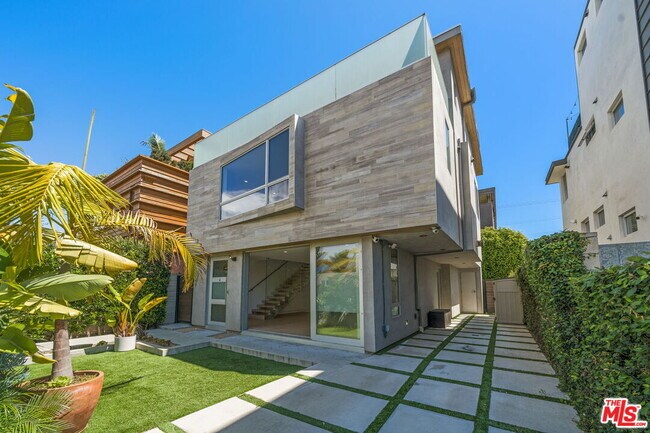 Foto del edificio - 808 Brooks Ave