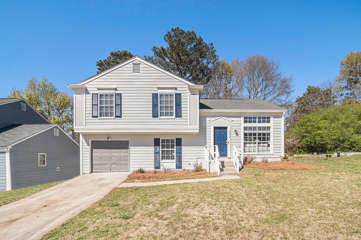 Primary Photo - Remodeled Three Bedroom, Two Bath in Lithonia