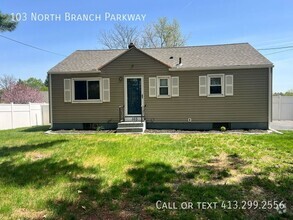 Building Photo - 103 N Branch Pkwy