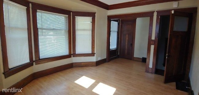 Building Photo - 3424 N 15th St
