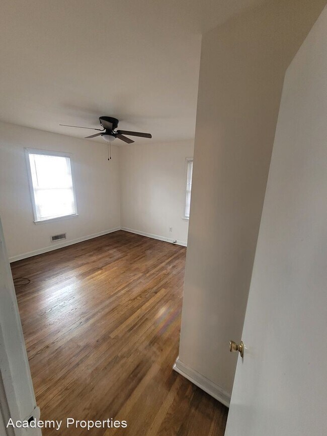 Building Photo - 3 br, 1 bath House - 2640 Rockcliff Rd.