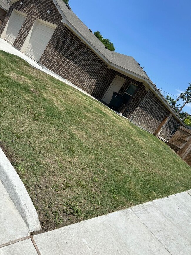 Foto del edificio - 1204 N 18th St