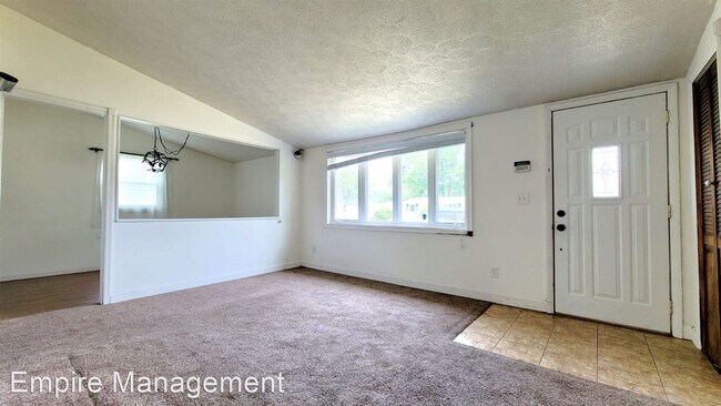 Foto del edificio - 3 br, 1 bath House - 821 Borley Avenue
