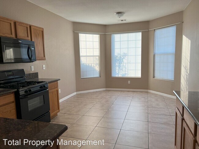 Building Photo - 3 br, 2 bath House - 1360 Martinho Ave.