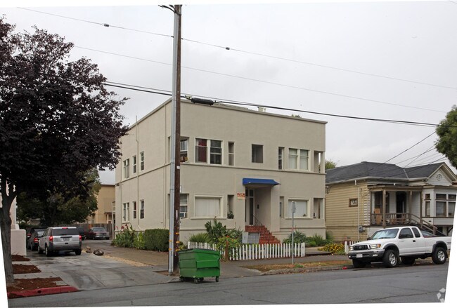 Building Photo - 45 N 8th St