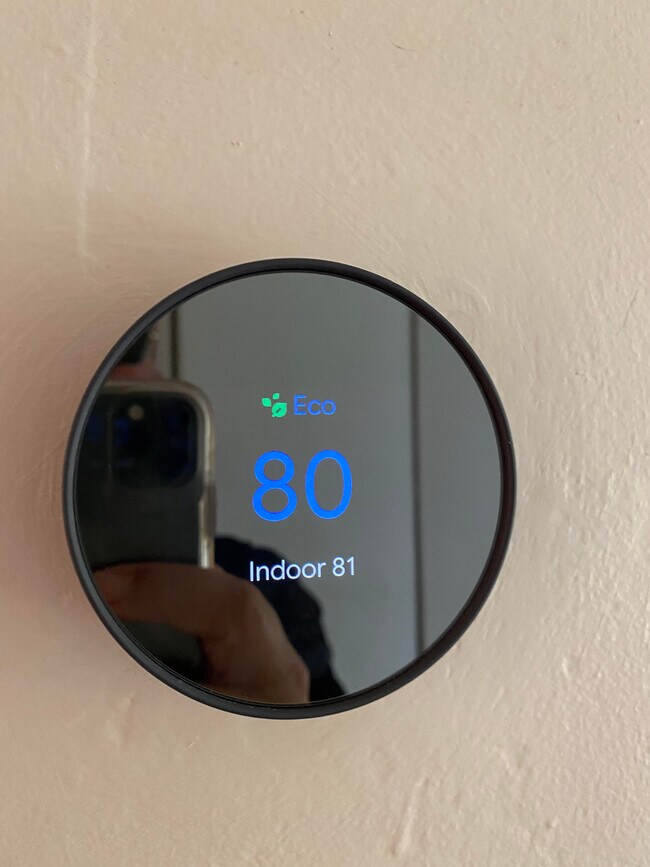 Thermostat - 18225 N 11th Ave
